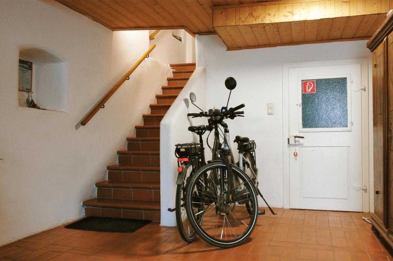 Helles Apartment Fuer 1-2 Pers. Mit Parkplatz Und Wifi Kraiburg am Inn Εξωτερικό φωτογραφία