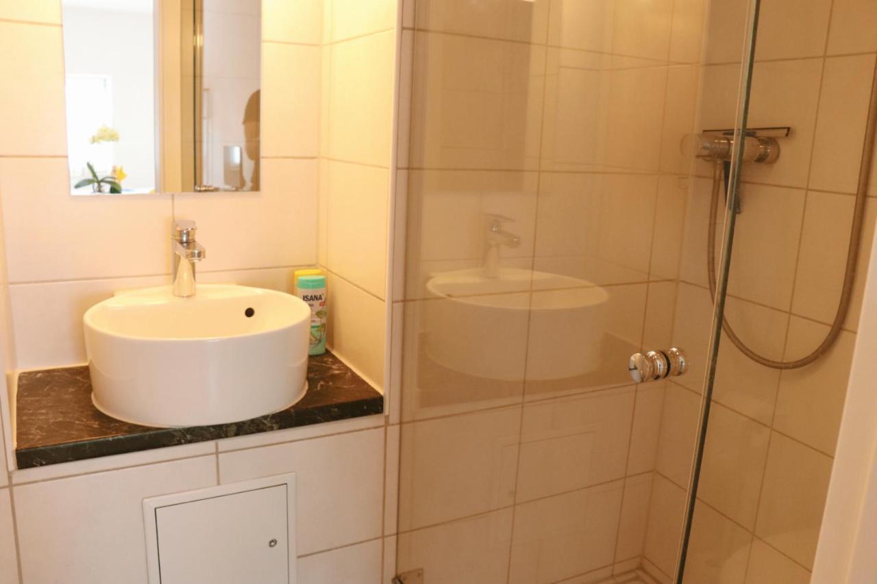 Helles Apartment Fuer 1-2 Pers. Mit Parkplatz Und Wifi Kraiburg am Inn Εξωτερικό φωτογραφία