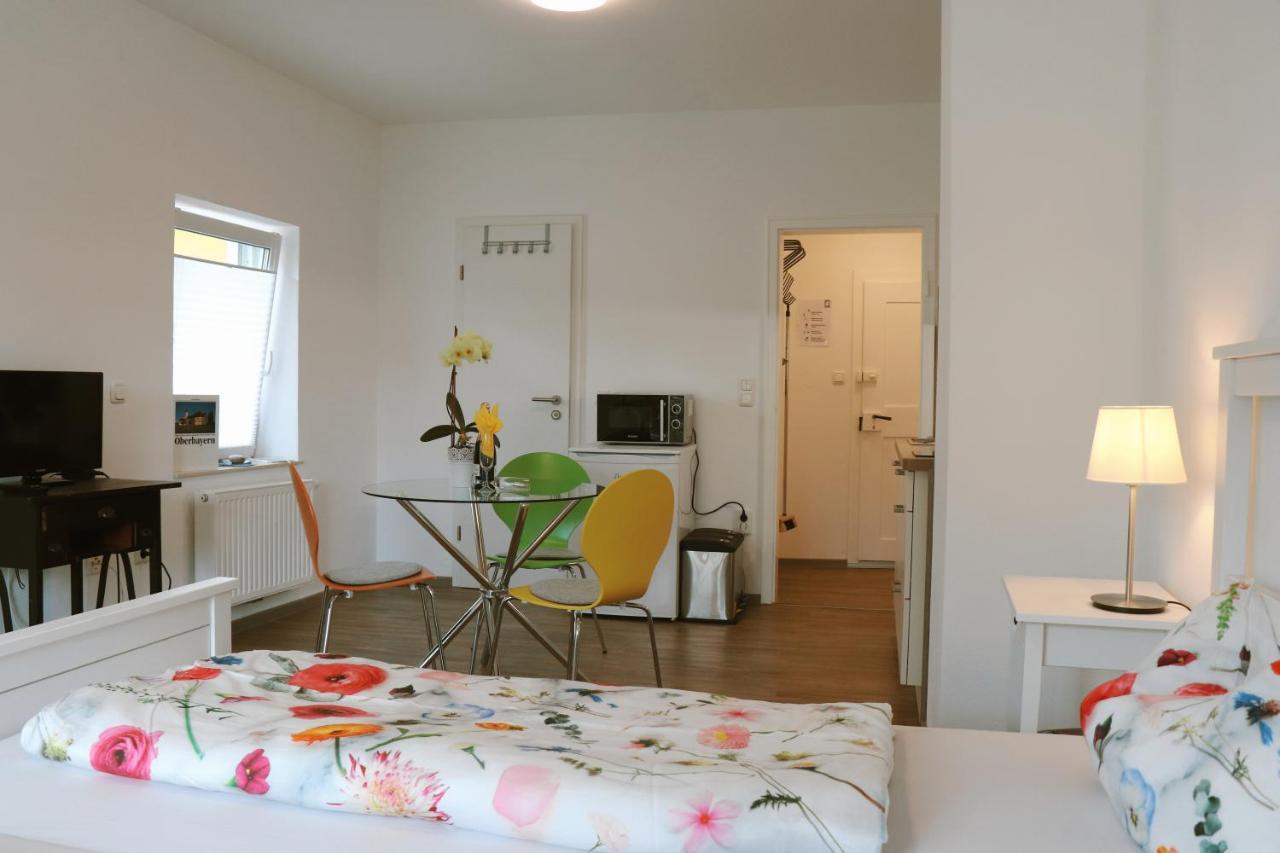 Helles Apartment Fuer 1-2 Pers. Mit Parkplatz Und Wifi Kraiburg am Inn Εξωτερικό φωτογραφία