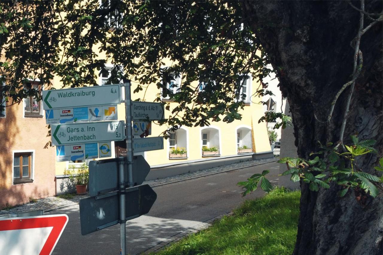 Helles Apartment Fuer 1-2 Pers. Mit Parkplatz Und Wifi Kraiburg am Inn Εξωτερικό φωτογραφία
