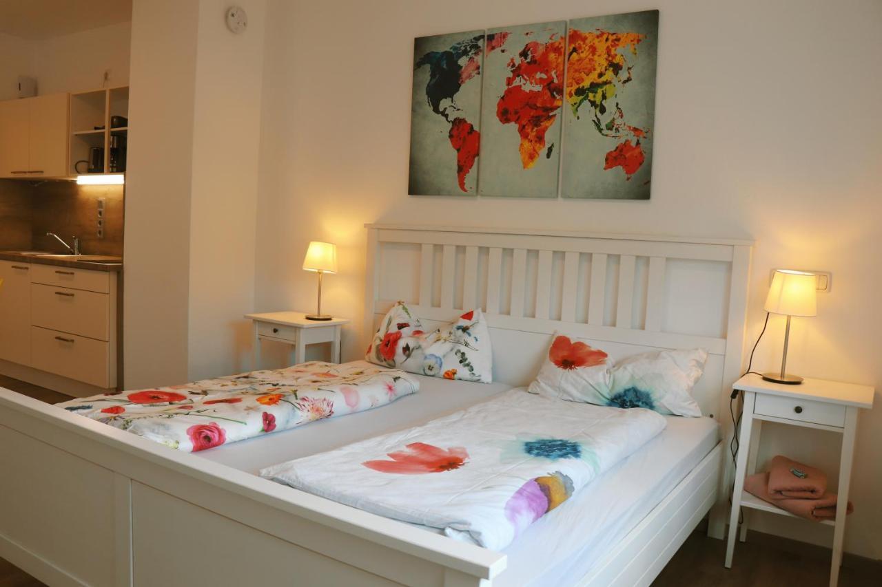 Helles Apartment Fuer 1-2 Pers. Mit Parkplatz Und Wifi Kraiburg am Inn Εξωτερικό φωτογραφία