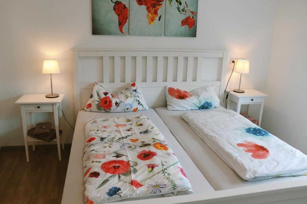 Helles Apartment Fuer 1-2 Pers. Mit Parkplatz Und Wifi Kraiburg am Inn Εξωτερικό φωτογραφία