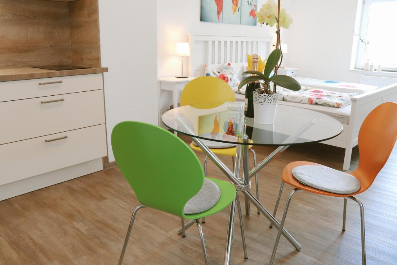 Helles Apartment Fuer 1-2 Pers. Mit Parkplatz Und Wifi Kraiburg am Inn Εξωτερικό φωτογραφία